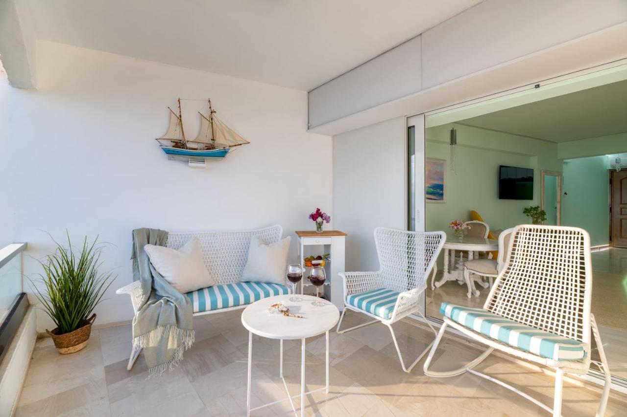 Lydia'S Luxury Apartment Loutraki  Exterior photo